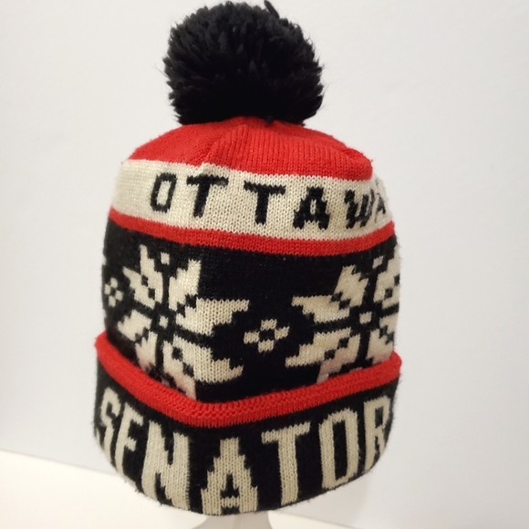 Ottawa Senators - Reebok Face Off Collection Knit Toque - Picture 4 of 6